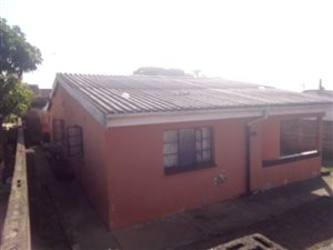 3 Bed House in KwaMashu