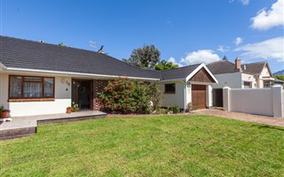 4 Bedroom House in Plumstead