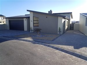 3 Bed House in Sunset Estate