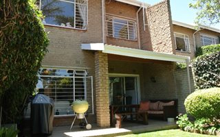 3 Bedroom Townhouse in Bedford Park