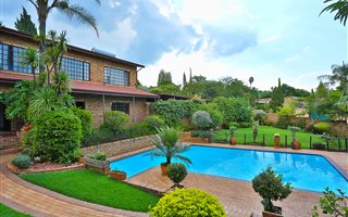 4 Bedroom House in Weltevreden Park