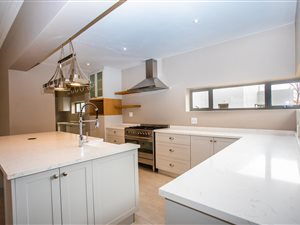 5 Bed Townhouse in Vierlanden