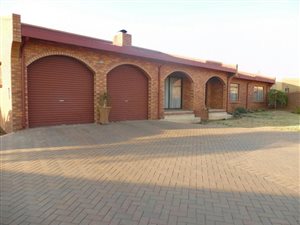 3 Bed House in Geluksdal
