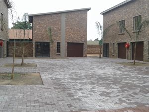 2 Bed Duplex in Rietfontein