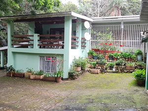 5 Bed House in Glenmore