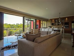 4 Bed House in Alphen Park