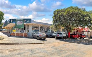 330 m² Commercial space in Deneysville