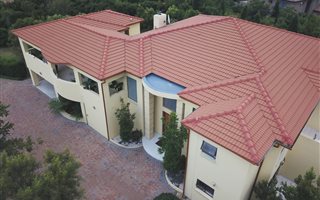 5 Bedroom House in Irene Glen Estate