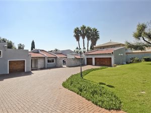 4 Bed House in Gallo Manor