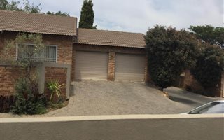 2 Bedroom Cluster in Kyalami Hills
