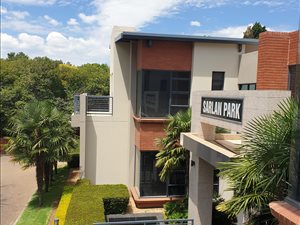 300 m² Commercial space in Bedfordview