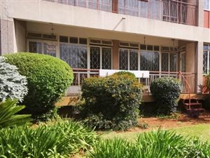 2 Bedroom Apartment in Monument