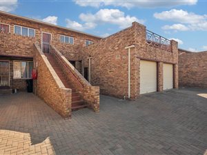 2 Bed Townhouse in Bartlett