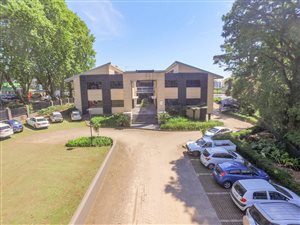 139 m² Commercial space in Gillitts
