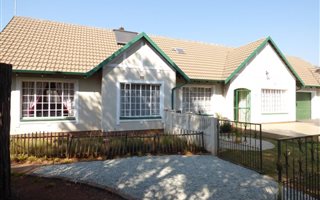 3 Bedroom House in Brentwood
