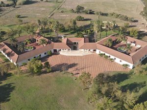87 ha Farm in Wellington Central