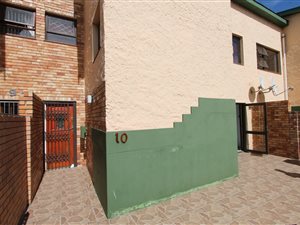 3 Bed Townhouse in Cotswold