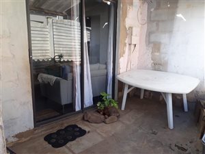 2 Bed House in Austerville