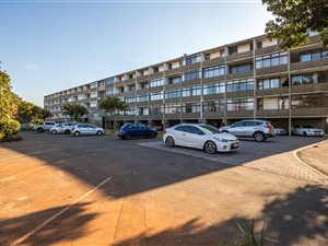 2 Bed Apartment in Essenwood