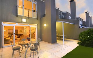 3 Bedroom Duplex in Dunkeld West
