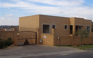2 Bedroom Apartment in Silverfields