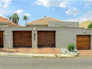 3 Bed House in Orange Grove