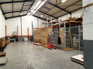 510 m² Industrial space in Airport Industria