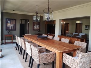 5 Bedroom House in Hartenbos