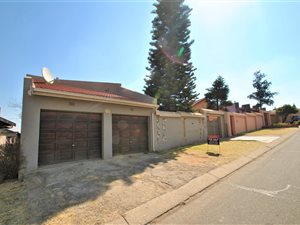 4 Bed House in Diepkloof