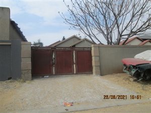 2 Bed House in Klipfontein View