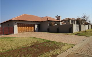 4 Bedroom House in The Meadows