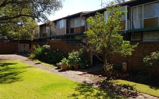 2 Bedroom Townhouse in Clubview