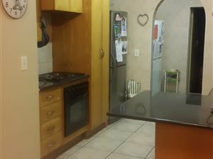 3 Bed House in Amberfield