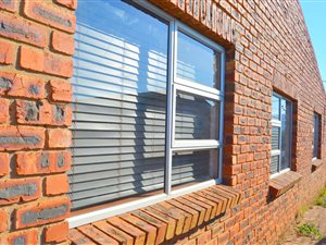 3 Bed House in KwaMashu