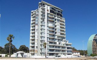 2 Bedroom Apartment in Beachroad