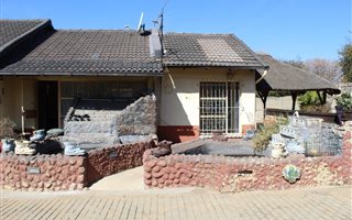 3 Bedroom House in Mayberry Park