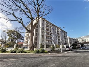 2 Bed Apartment in Rondebosch