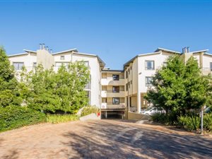 2 Bed Apartment in Somerset West Business Park