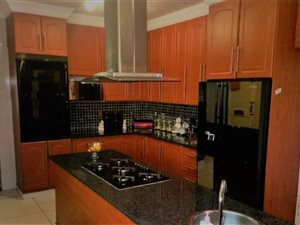 4 Bed House in Wendywood