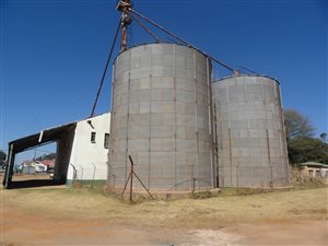 3321 m² Commercial space in Dullstroom