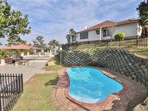 3 Bed Townhouse in Cowies Hill