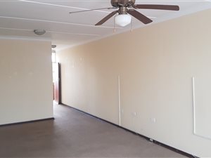 2 Bed Flat in Casseldale