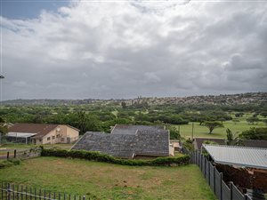 4 Bed House in Bluff