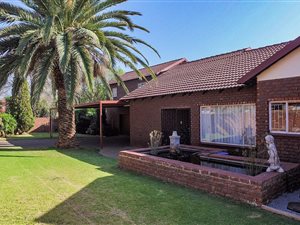 4 Bedroom House in Wierda Park