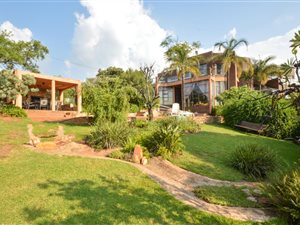 6 Bed House in Helderkruin
