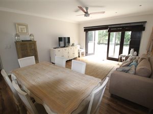 1 Bed Apartment in Oaklands
