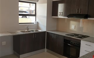 2 Bedroom Flat in Marlboro Gardens