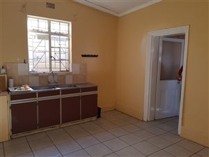 3 Bed House in West End