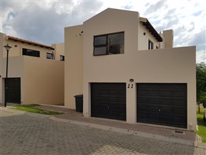 3 Bedroom Cluster in Dainfern