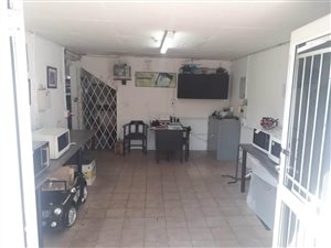 35 m² Commercial space in Glenashley